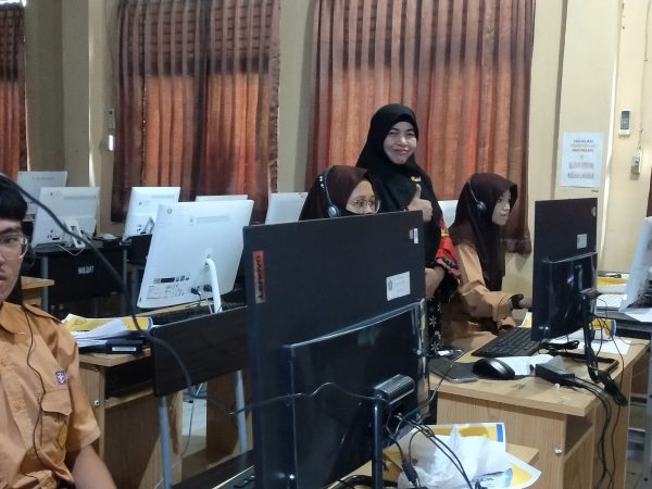 Berlaga Di Olimpiade Bahasa Arab Nasional (OBA) Tingkat Kab/Kota, Peserta Didik  MAN 1 Banjarmasin Antusias Membawa Nama Madrasah