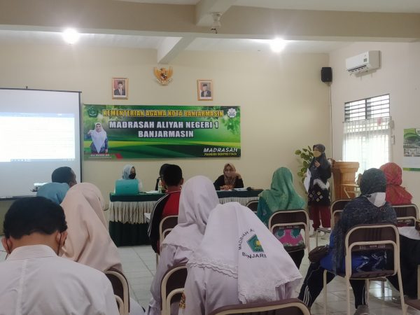 Susun Tata Tertib Madrasah, MAN 1 Banjarmasin Libatkan Guru dan Siswa Bermusyawarah