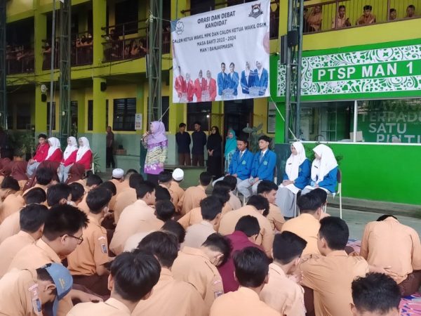 Orasi Terbuka Calon Ketua Wakil MPK dan OSIM MAN 1 Banjarmasin Periode 2023 – 2024