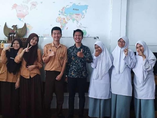 Tingkatkan Skill Berbicara dan Jalin Silaturahmi, MAN 1 Banjarmasin Gelar Latihan Debat Persahabatan Bersama SMAN 2 Banjarmasin