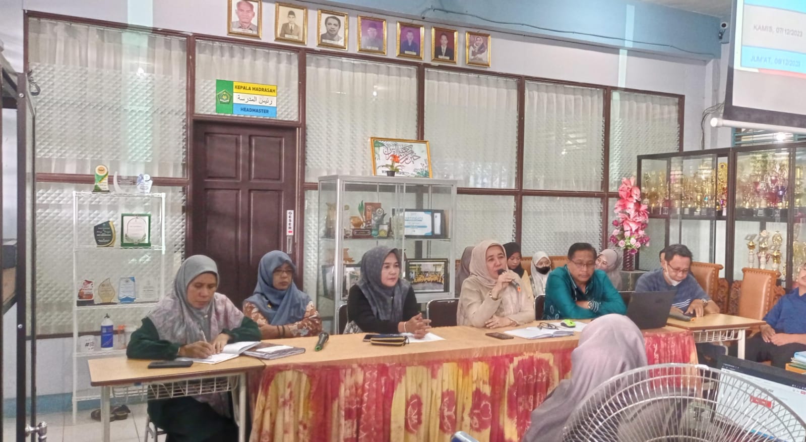 Kamad Ajak Seluruh Pendidik Berikan Teladan yang Baik Bagi Siswa