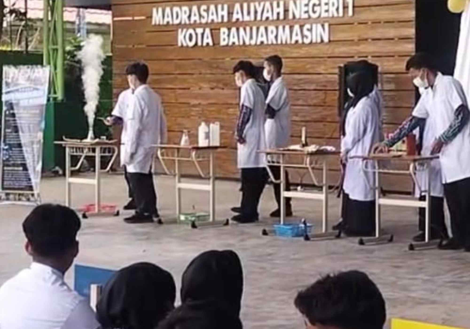 Semburan Api Asetilena Menandai Hari Terakhir MATSAMA MAN 1 Kota Banjarmasin