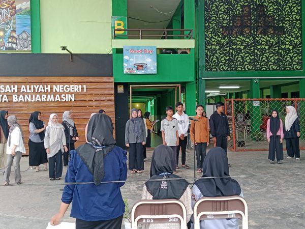 Satu Irama Sambut Matsama, Seluruh Ekstrakurikuler MAN 1 Kota Banjarmasin Gelar Gladi Demo Ekskul